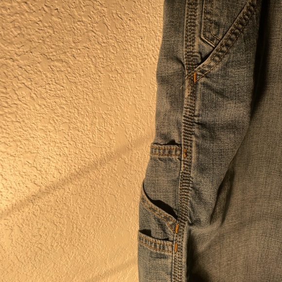 Levi’s Carpenter Jorts - Picture 8 of 14